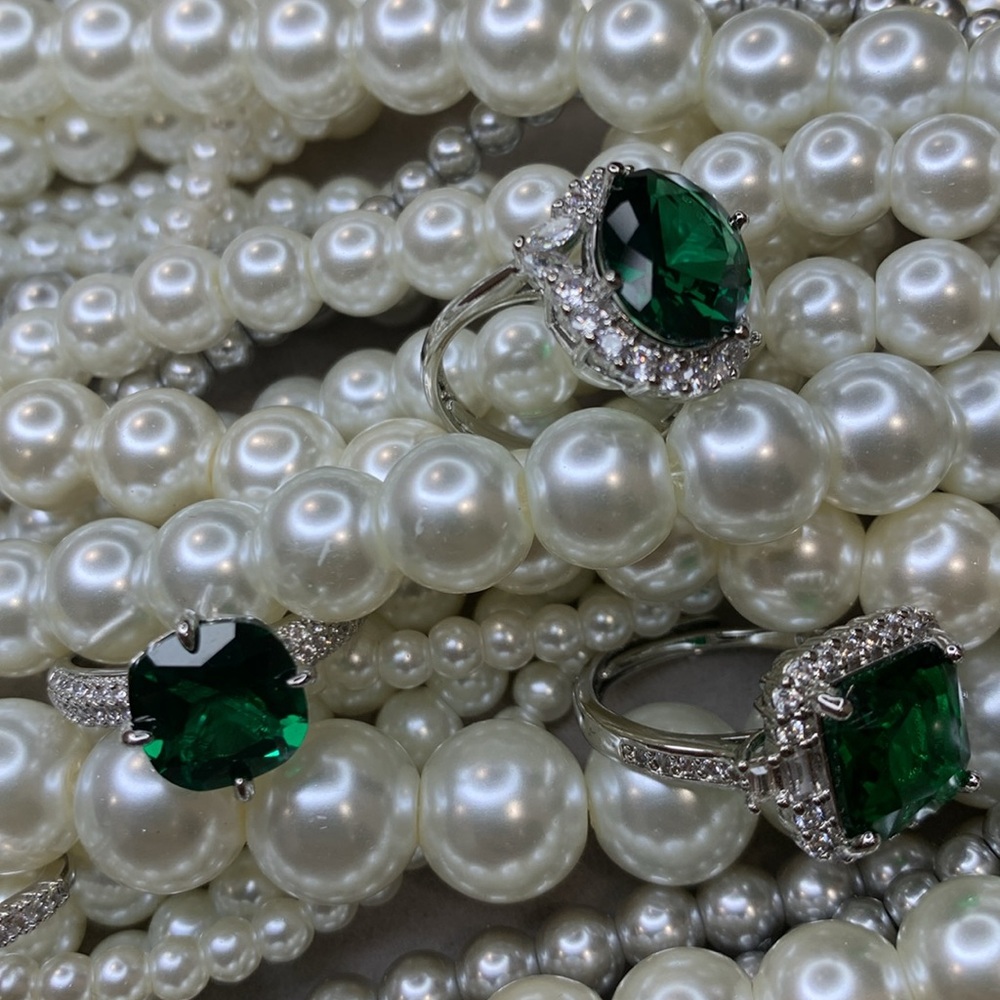 # emerald green gemstone ring - Picture 8 of 8